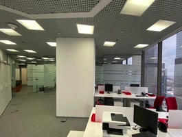Офисное помещение 84 кв.м. на продажу в бизнес-центре IQ Квартал